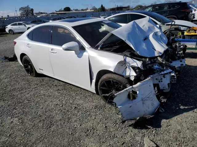 2015 Lexus ES 300H