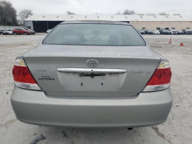 2005 Toyota Camry LE