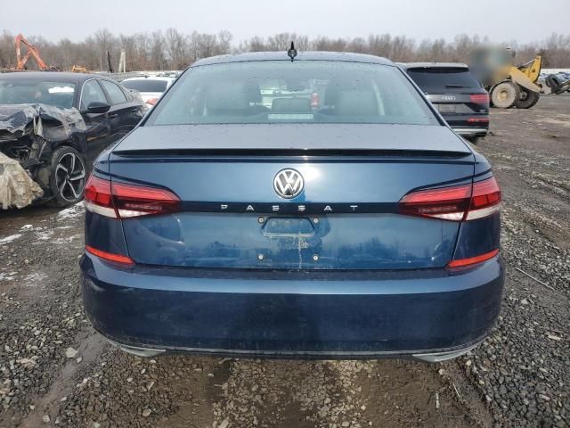 2020 Volkswagen Passat R-Line