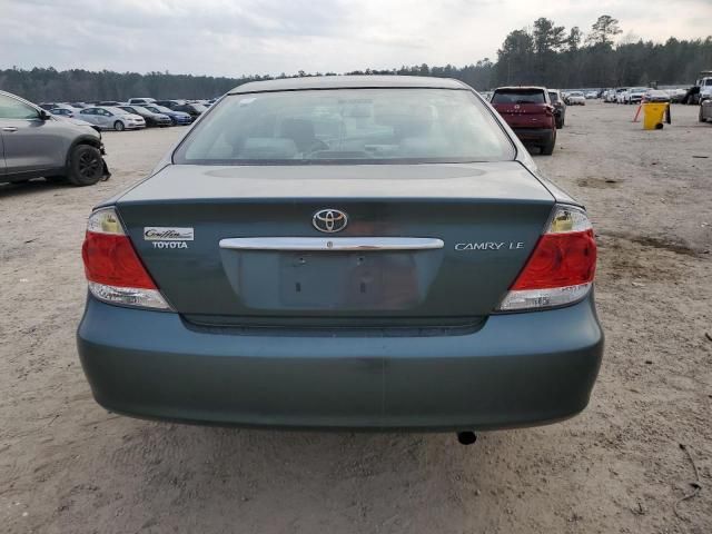 2005 Toyota Camry LE