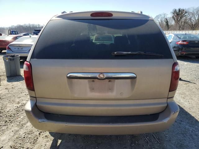 2002 Chrysler Town & Country Limited