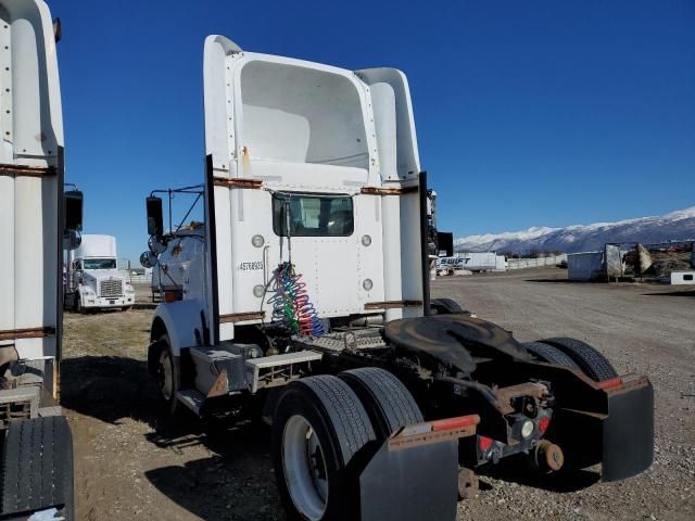 2007 Kenworth Construction T800