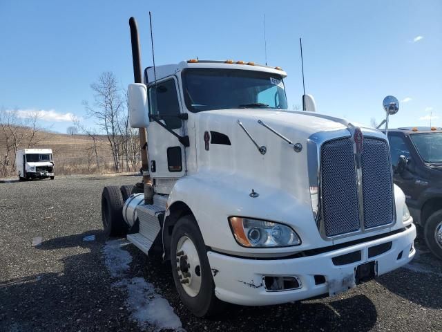 2013 Kenworth Construction T660