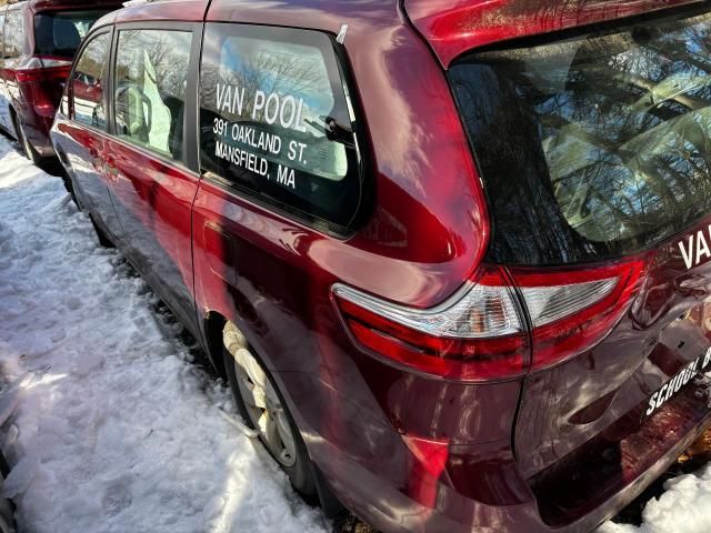 2015 Toyota Sienna