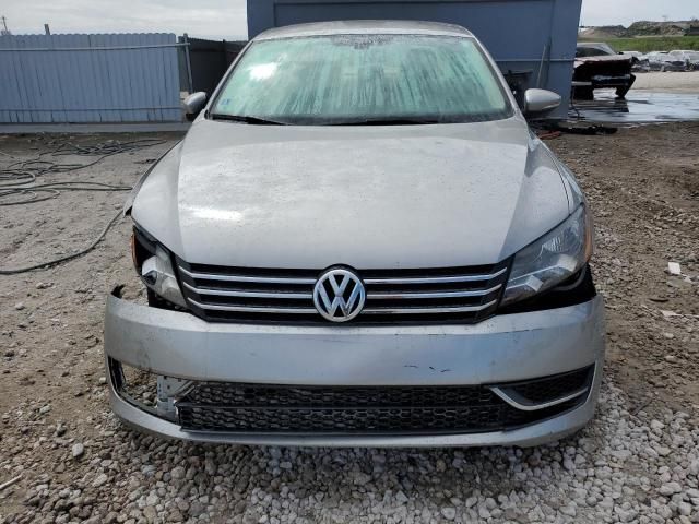 2012 Volkswagen Passat SE