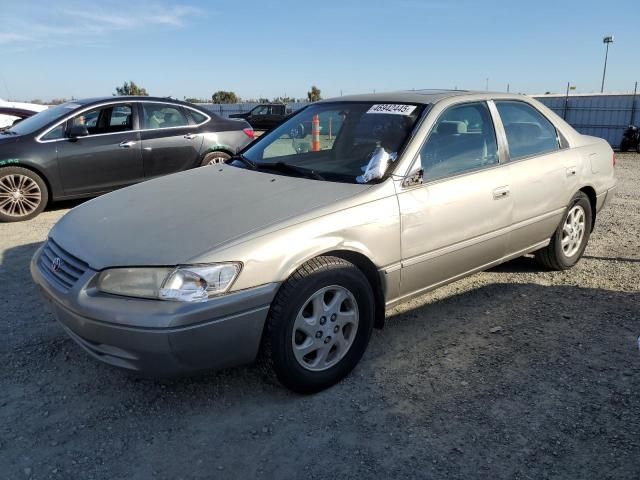 1997 Toyota Camry LE