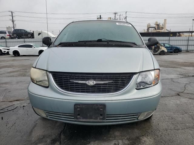 2002 Chrysler Town & Country Limited