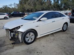 Carros salvage sin ofertas aún a la venta en subasta: 2015 Hyundai Sonata Hybrid