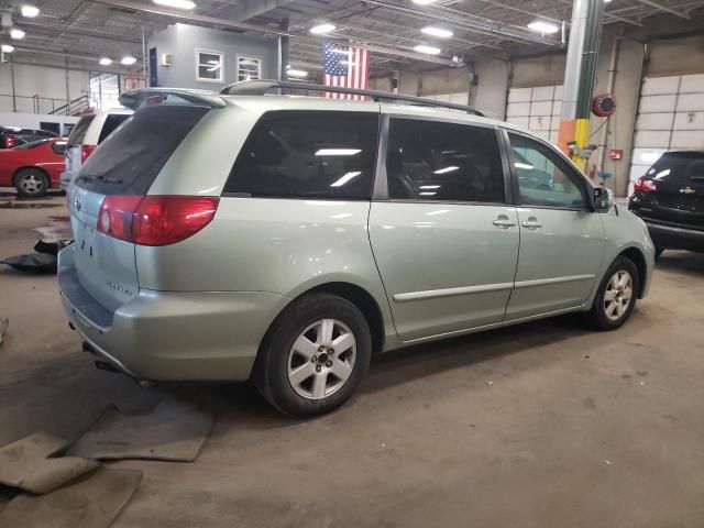 2008 Toyota Sienna XLE