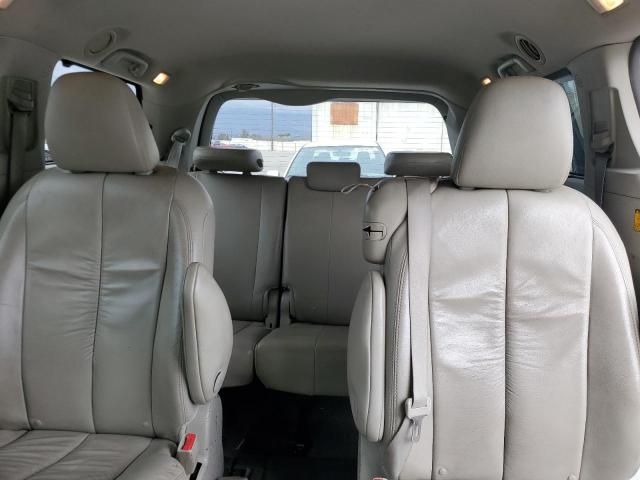 2011 Toyota Sienna XLE