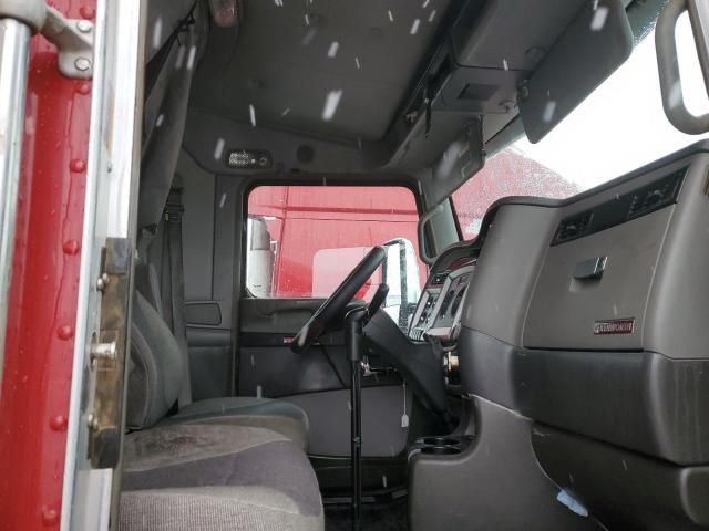 2012 Kenworth Construction T800