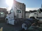 2015 Kenworth Construction T680