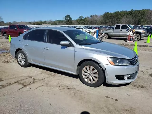 2015 Volkswagen Passat S