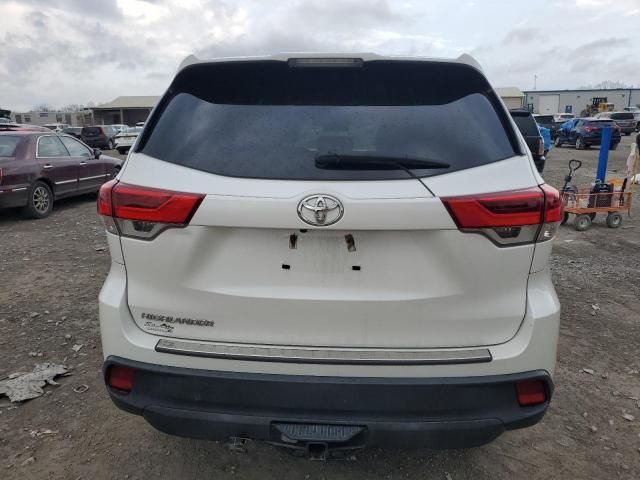 2019 Toyota Highlander LE