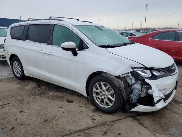 2021 Chrysler Voyager LXI