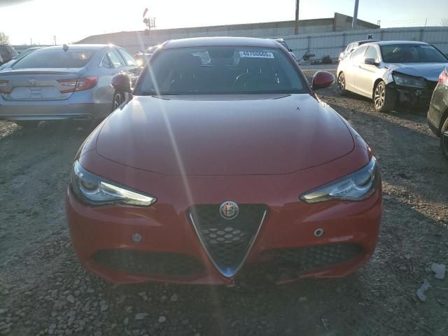 2017 Alfa Romeo Giulia Q4