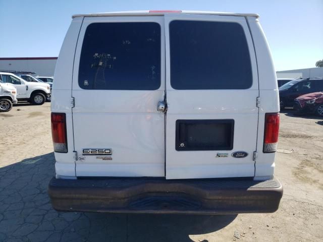 2013 Ford Econoline E250 Van