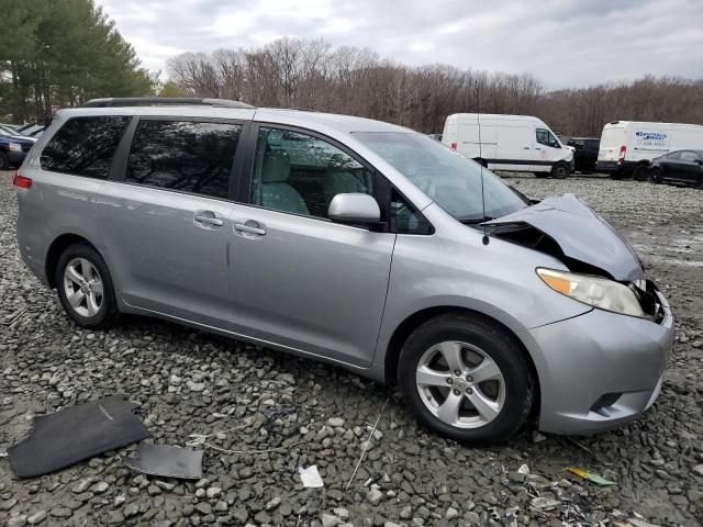 2011 Toyota Sienna LE