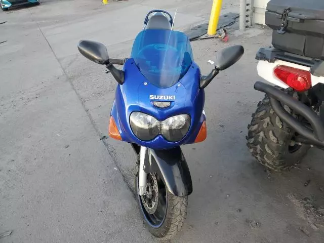 2004 Suzuki GSX600 F