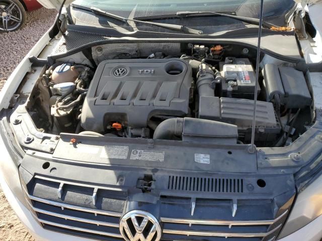 2012 Volkswagen Passat SE