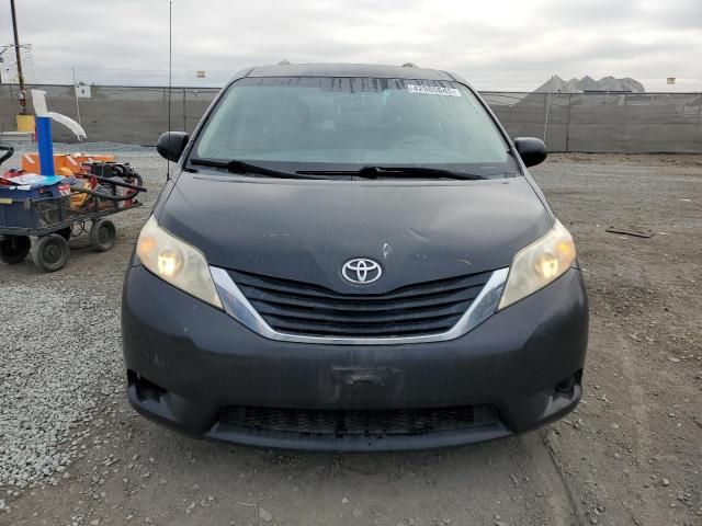 2012 Toyota Sienna LE