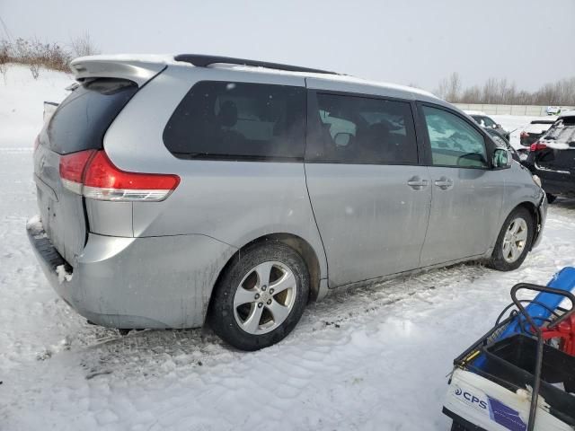 2011 Toyota Sienna LE