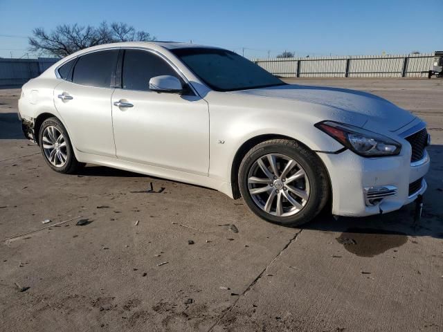 2017 Infiniti Q70 3.7