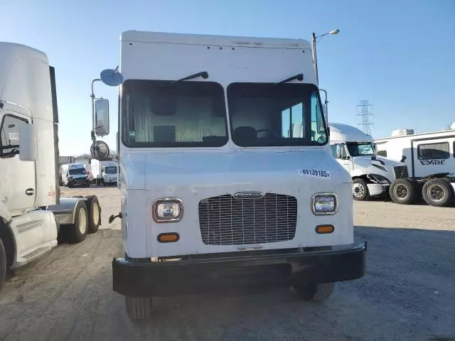 2017 Freightliner Chassis M Line WALK-IN Van