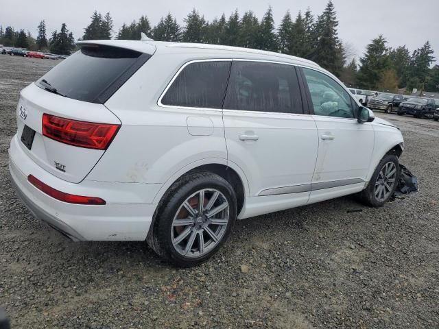 2017 Audi Q7 Premium Plus