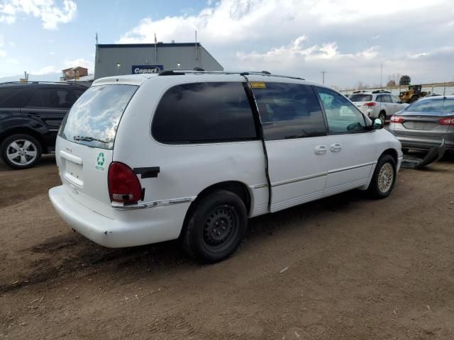 1996 Chrysler Town & Country LXI