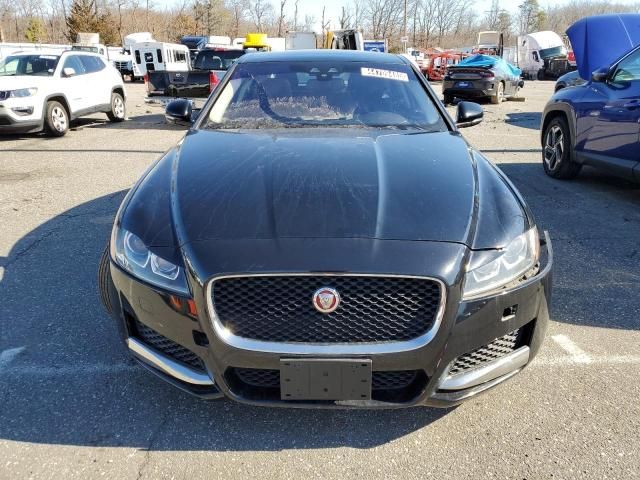 2017 Jaguar XF