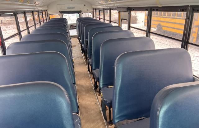 2009 Blue Bird School Bus / Transit Bus