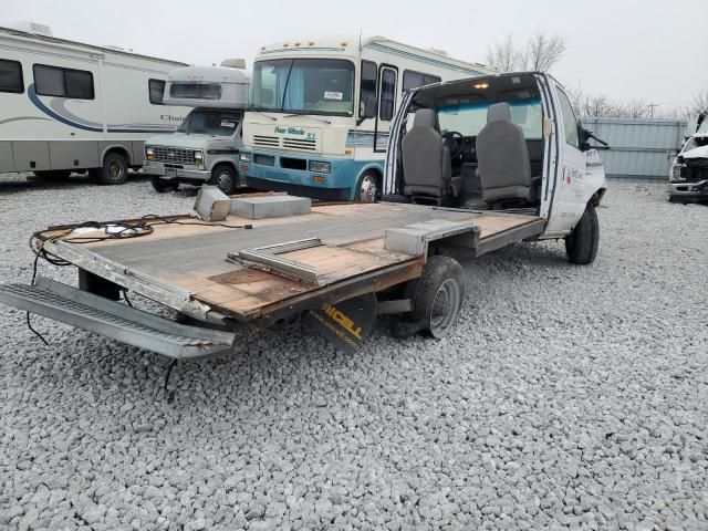 2018 Ford Econoline E350 Super Duty Cutaway Van