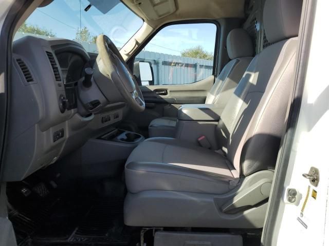 2016 Nissan NV 1500 S