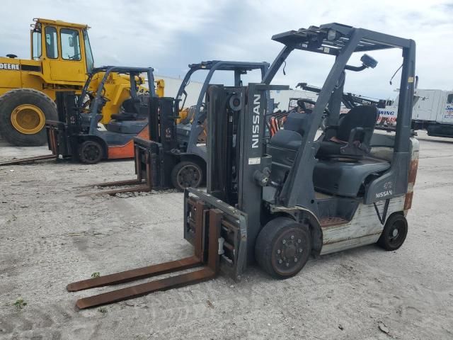 2012 Nissan Forklift  CF40LP