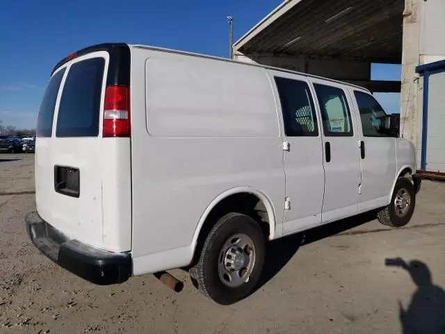 2017 Chevrolet Express G2500