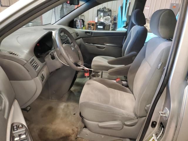 2007 Toyota Sienna CE