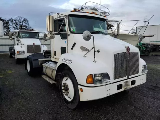 2007 Kenworth Construction T300