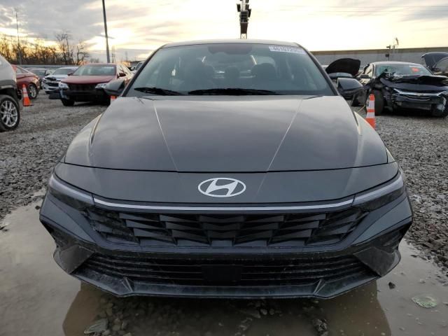 2024 Hyundai Elantra Limited