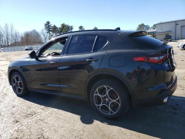 2018 Alfa Romeo Stelvio Sport