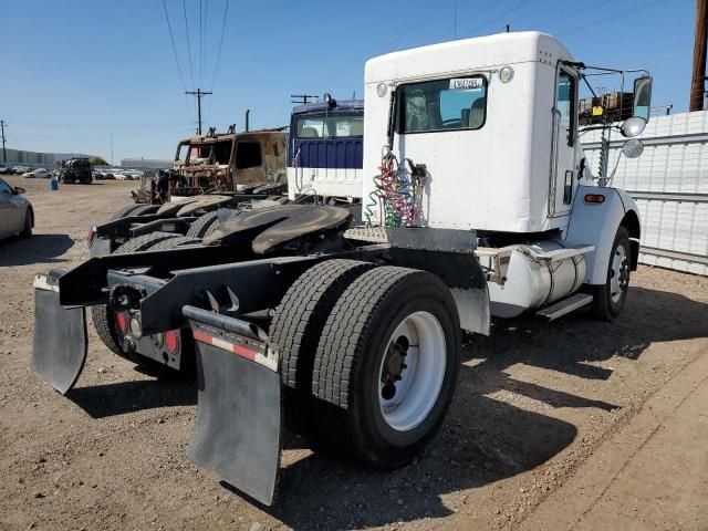 2007 Kenworth Construction T300