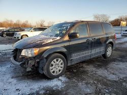 Salvage cars for sale at Chicago Heights, IL auction: 2016 Dodge Grand Caravan SE