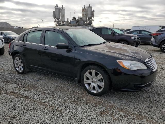 2013 Chrysler 200 LX