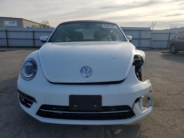 2019 Volkswagen Beetle SE