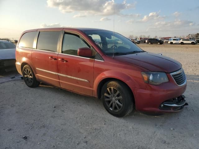 2015 Chrysler Town & Country S