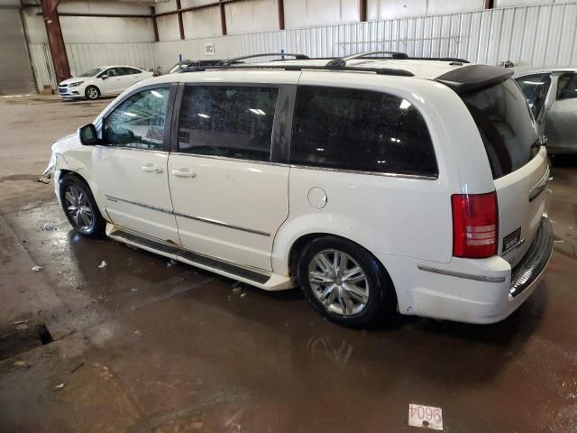 2010 Chrysler Town & Country Touring