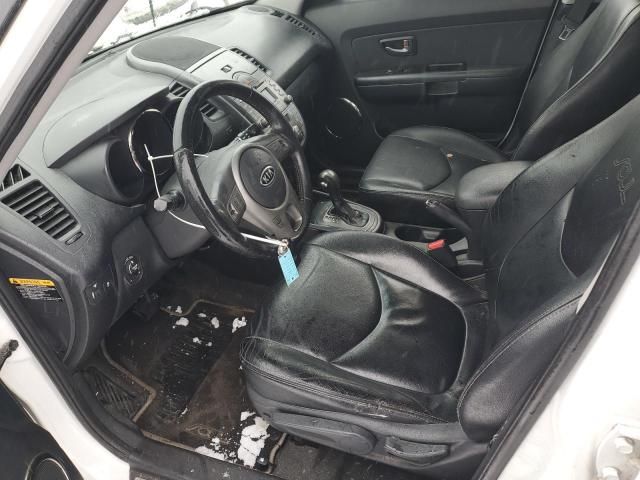 2011 KIA Soul +