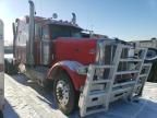 2014 Peterbilt 389