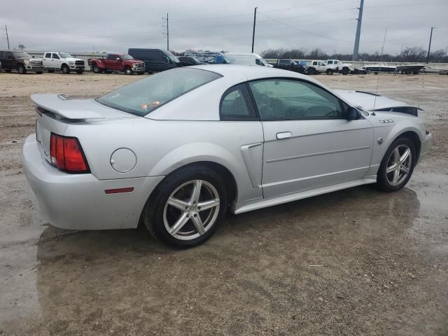 2004 Ford Mustang