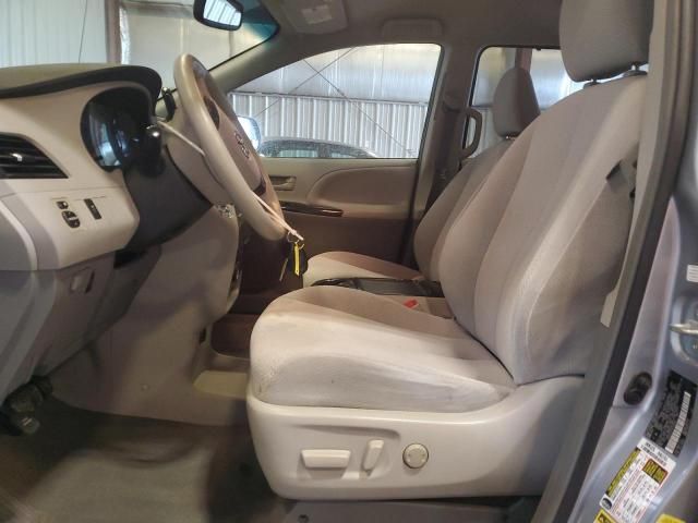 2012 Toyota Sienna LE